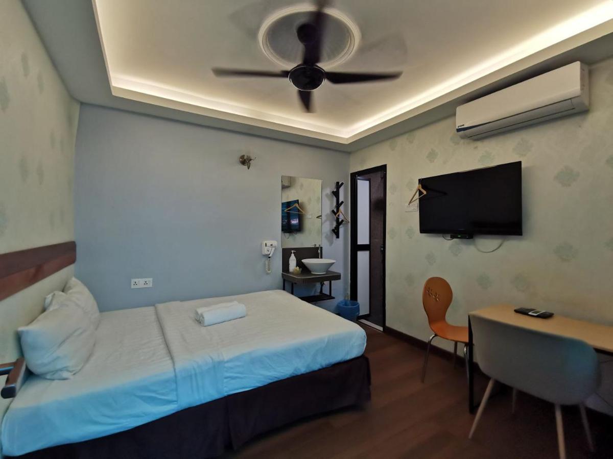 Cheras-miharja Homestay @sunway Velocity * Kuala Lumpur