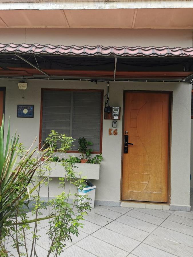 Cheras-miharja Homestay @sunway Velocity Kuala Lumpur